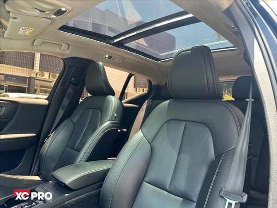 VOLVO-XC40-2.0 T4 GASOLINA INSCRIPTION GEARTRONIC VOLVO-XC40-2019