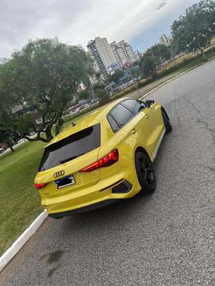 AUDI-A3-2021