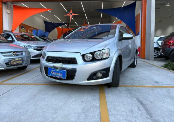 CHEVROLET SONIC 1.6 LTZ SEDAN 16V FLEX 4P AUTOMÁTICO