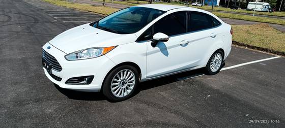 FORD FIESTA 1.6 TITANIUM SEDAN 16V FLEX 4P POWERSHIFT