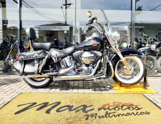 HARLEY-DAVIDSON SOFTAIL HERITAGE CLASSIC 