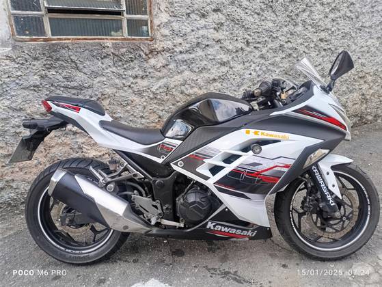 KAWASAKI NINJA 300 