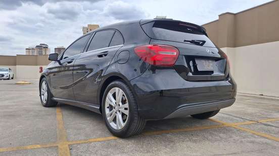 MERCEDES-BENZ-A 200-2016