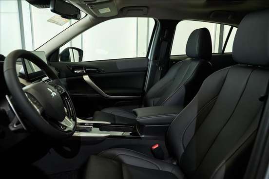 MITSUBISHI-ECLIPSE CROSS-2025