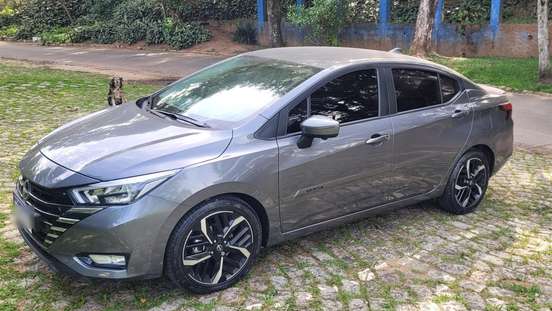 NISSAN-VERSA-2023