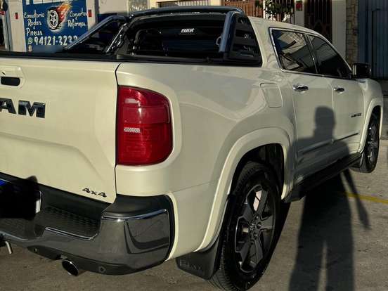 RAM-RAMPAGE-2.0 HURRICANE 4 TURBO GASOLINA LARAMIE 4X4 AUTOMÁTICO RAM-RAMPAGE-2024