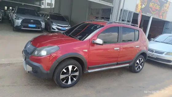RENAULT SANDERO 1.6 STEPWAY 16V FLEX 4P AUTOMÁTICO