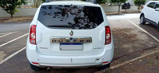 RENAULT-DUSTER-2013
