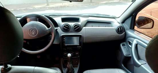RENAULT-DUSTER-2013