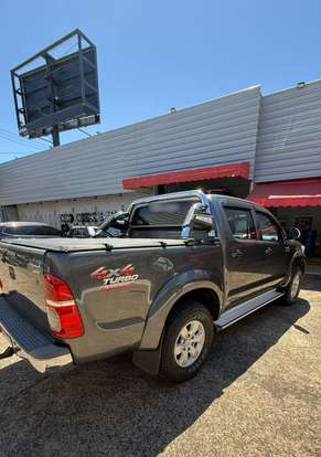 TOYOTA-HILUX-3.0 SRV 4X4 CD 16V TURBO INTERCOOLER DIESEL 4P AUTOMÁTICO TOYOTA-HILUX-2014