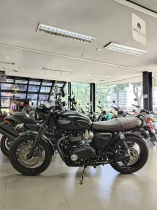 TRIUMPH BONNEVILLE T120 BLACK 1200 
