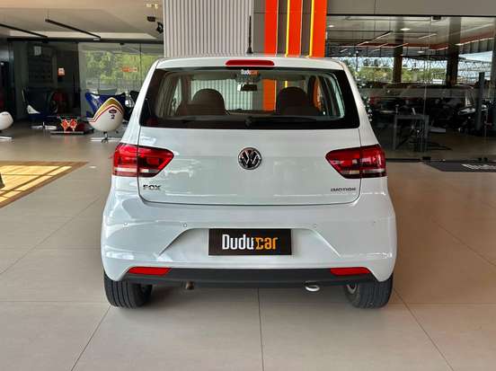 VOLKSWAGEN-FOX-1.6 MSI TOTAL FLEX CONNECT 4P I-MOTION VOLKSWAGEN-FOX-2018