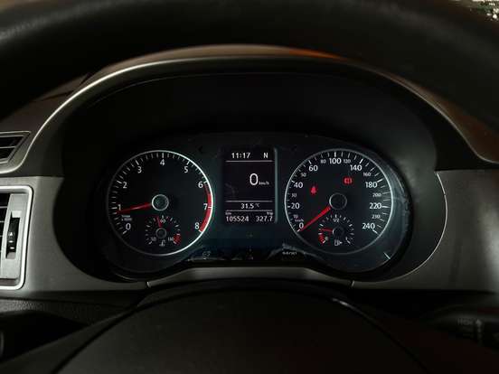 VOLKSWAGEN-FOX-2018
