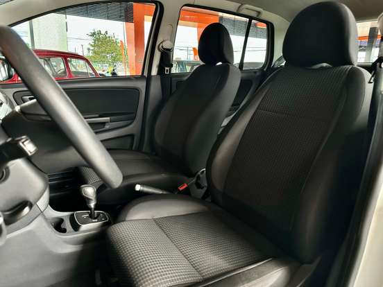 VOLKSWAGEN-FOX-1.6 MSI TOTAL FLEX CONNECT 4P I-MOTION VOLKSWAGEN-FOX-2018
