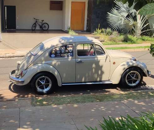 VOLKSWAGEN-FUSCA-1971