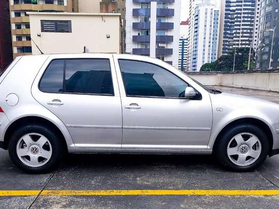 VOLKSWAGEN-GOLF-1.6 MI GENERATION 8V GASOLINA 4P MANUAL VOLKSWAGEN-GOLF-2004