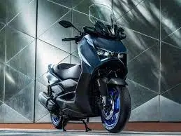 YAMAHA XMAX 250 CONNECTED ABS 