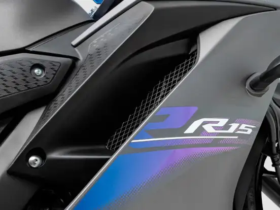 YAMAHA-YZF R15 YAMAHA-YZF R15-2025