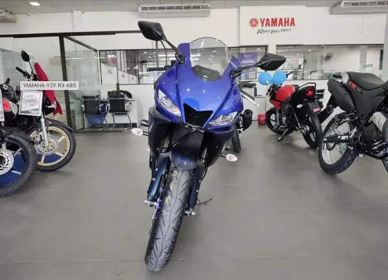 YAMAHA YZF R3 ABS YAMAHA YZF R3 ABS