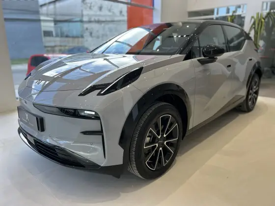 ZEEKR X 66 KW ELÉTRICO PREMIUM ZEEKR X 66 KW ELÉTRICO PREMIUM