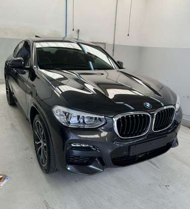 BMW-X4-2019
