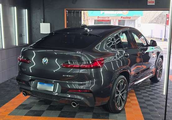 BMW-X4-2019