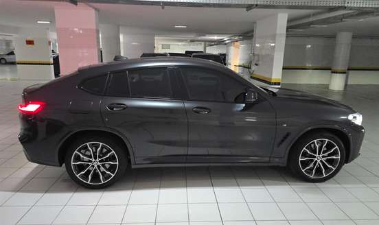 BMW-X4-2019