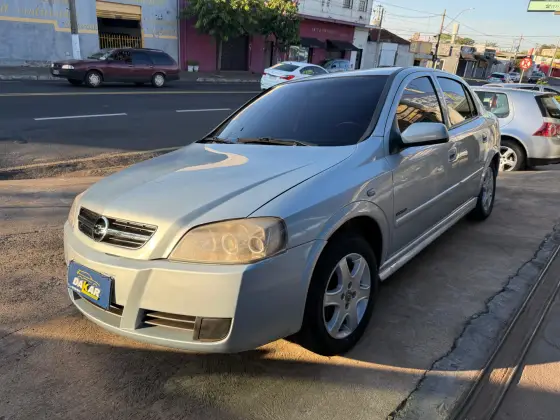 CHEVROLET ASTRA 2.0 MPFI ADVANTAGE 8V FLEX 4P MANUAL