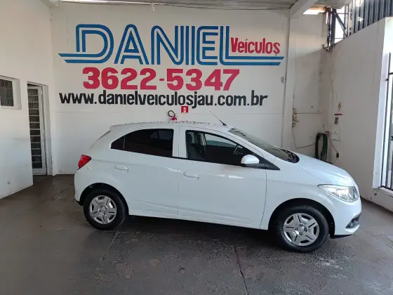 CHEVROLET ONIX 1.0 MPFI LT 8V FLEX 4P MANUAL CHEVROLET ONIX 1.0 MPFI LT 8V FLEX 4P MANUAL