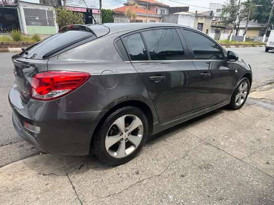 CHEVROLET-CRUZE-2013