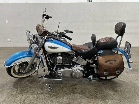 HARLEY-DAVIDSON SOFTAIL DELUXE 
