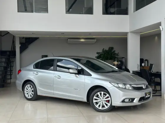 HONDA CIVIC 2.0 LXR 16V FLEX 4P AUTOMÁTICO