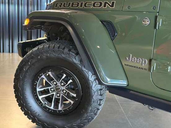 JEEP-WRANGLER-2024