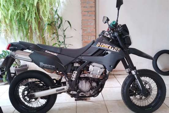 KAWASAKI-D TRACKER 250 X-2010