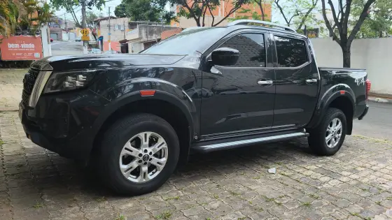 NISSAN FRONTIER 2.3 16V TURBO DIESEL XE CD 4X4 AUTOMÁTICO