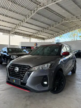 NISSAN KICKS 1.6 16V FLEXSTART XPLAY XTRONIC NISSAN KICKS 1.6 16V FLEXSTART XPLAY XTRONIC