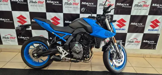 SUZUKI GSX-8S 