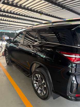 TOYOTA-HILUX SW4-2022