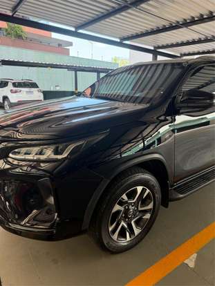 TOYOTA-HILUX SW4-2022