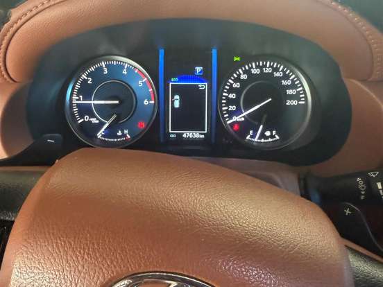 TOYOTA-HILUX SW4-2.8 D-4D TURBO DIESEL DIAMOND 7L 4X4 AUTOMÁTICO TOYOTA-HILUX SW4-2022