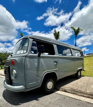 VOLKSWAGEN-KOMBI-1.4 MI STD LOTAÇÃO 8V FLEX 3P MANUAL VOLKSWAGEN-KOMBI-2012