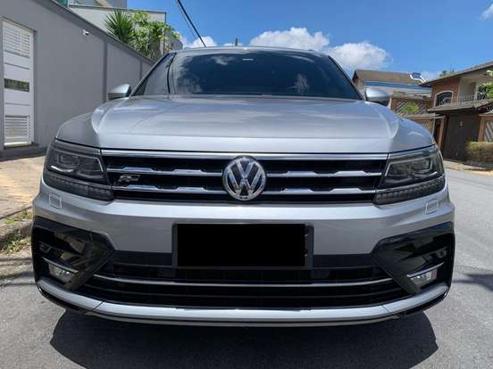 VOLKSWAGEN-TIGUAN-2020