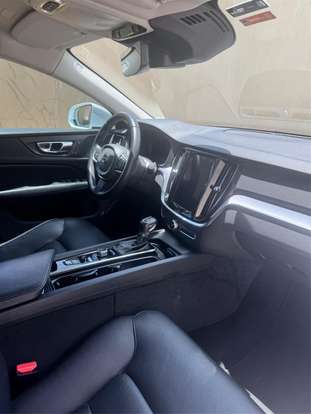 VOLVO-S60-2.0 T4 MOMENTUM GASOLINA 4P AUTOMÁTICO VOLVO-S60-2019