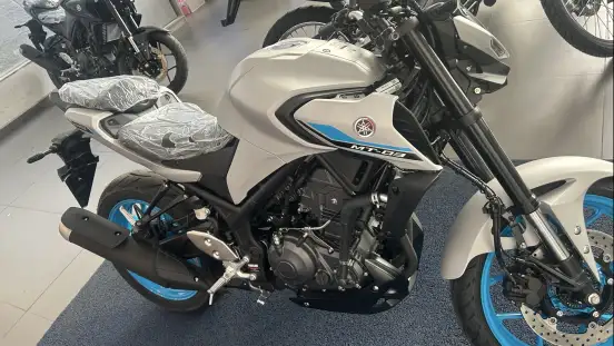 YAMAHA-MT-03 CONNECTED ABS YAMAHA-MT-03 CONNECTED ABS-2025