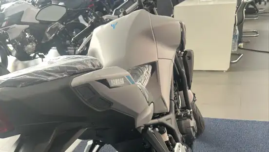 YAMAHA-MT-03 CONNECTED ABS YAMAHA-MT-03 CONNECTED ABS-2025
