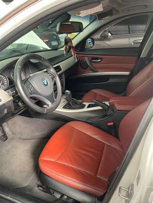 BMW-325i-2011