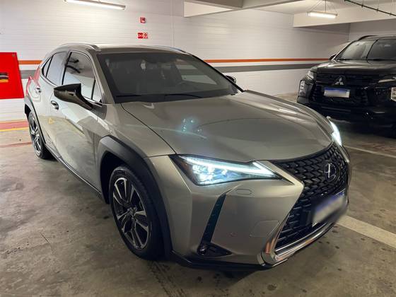 LEXUS UX 250h 2.0 VVT-I HYBRID LUXURY CVT