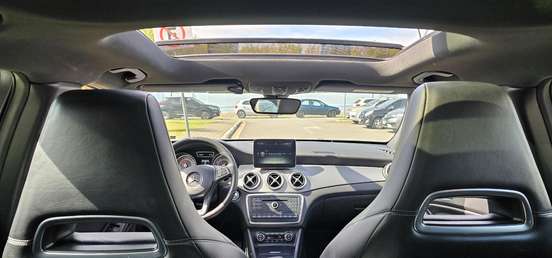 MERCEDES-BENZ-GLA 250-2017