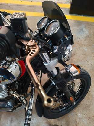ROYAL ENFIELD-INTERCEPTOR-2023