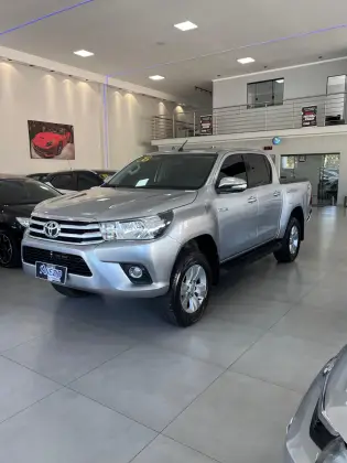 TOYOTA HILUX 2.8 SRV 4X4 CD 16V DIESEL 4P AUTOMÁTICO